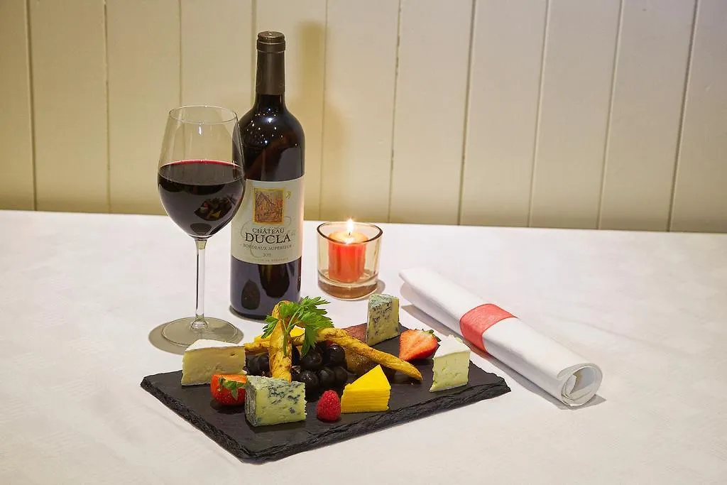 Torc Hotel Woodford  3*, Woodford (Kerry)